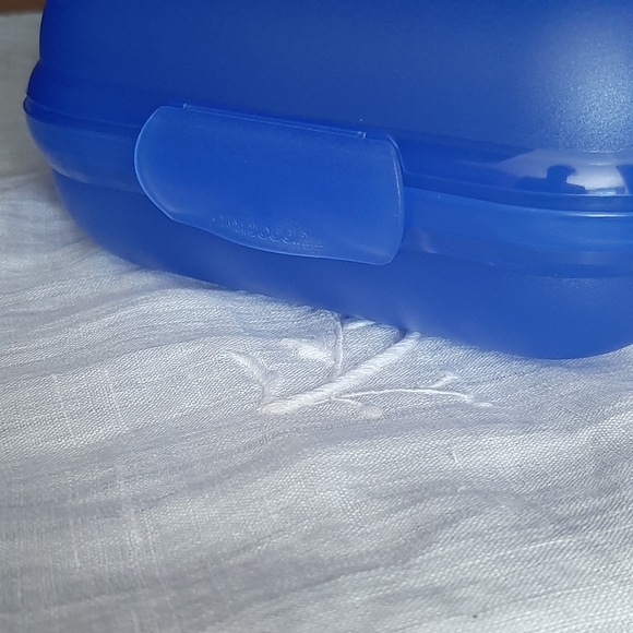 Tupperware Blue Mini Storage Box - Picture 10 of 10